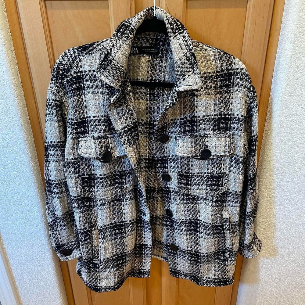 Women’s Zara Textured Plaid Black and White Overshirt Jacket Size XS Extra Small - Picture 2 of 8